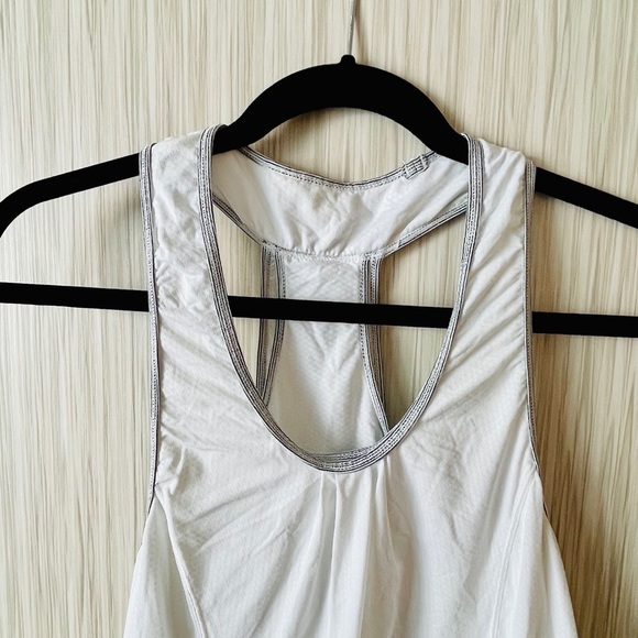 Lululemon Athletic Dress Size 4 - Picture 7 of 9
